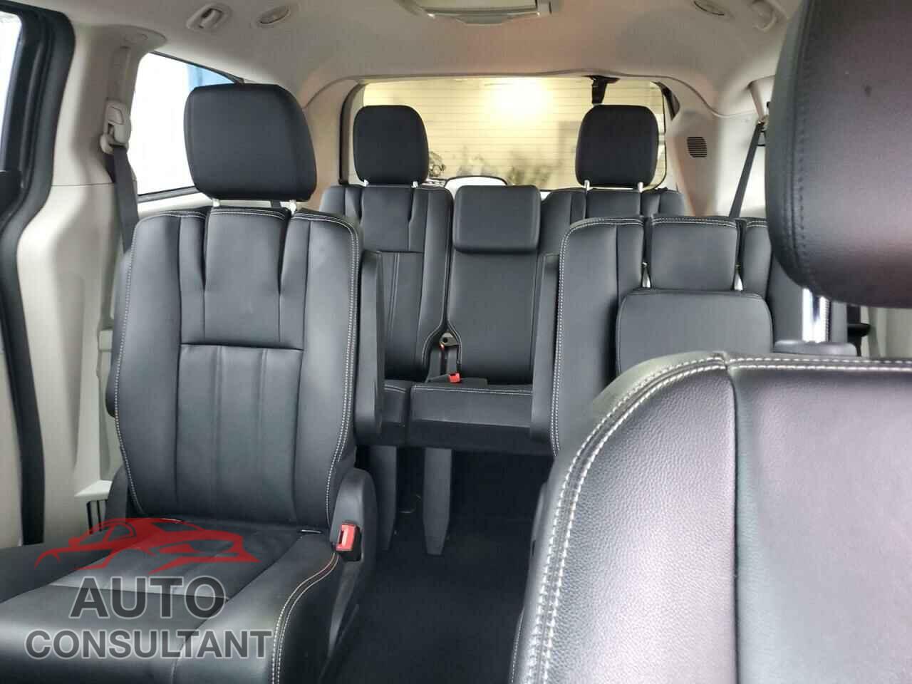 DODGE CARAVAN 2019 - 2C4RDGDG8KR675485