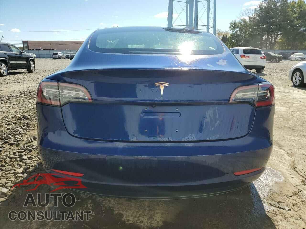 TESLA MODEL 3 2018 - 5YJ3E1EAXJF124821