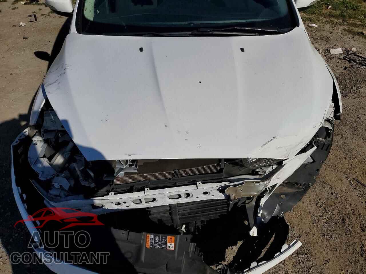 FORD FOCUS 2017 - 1FADP3F24HL304424
