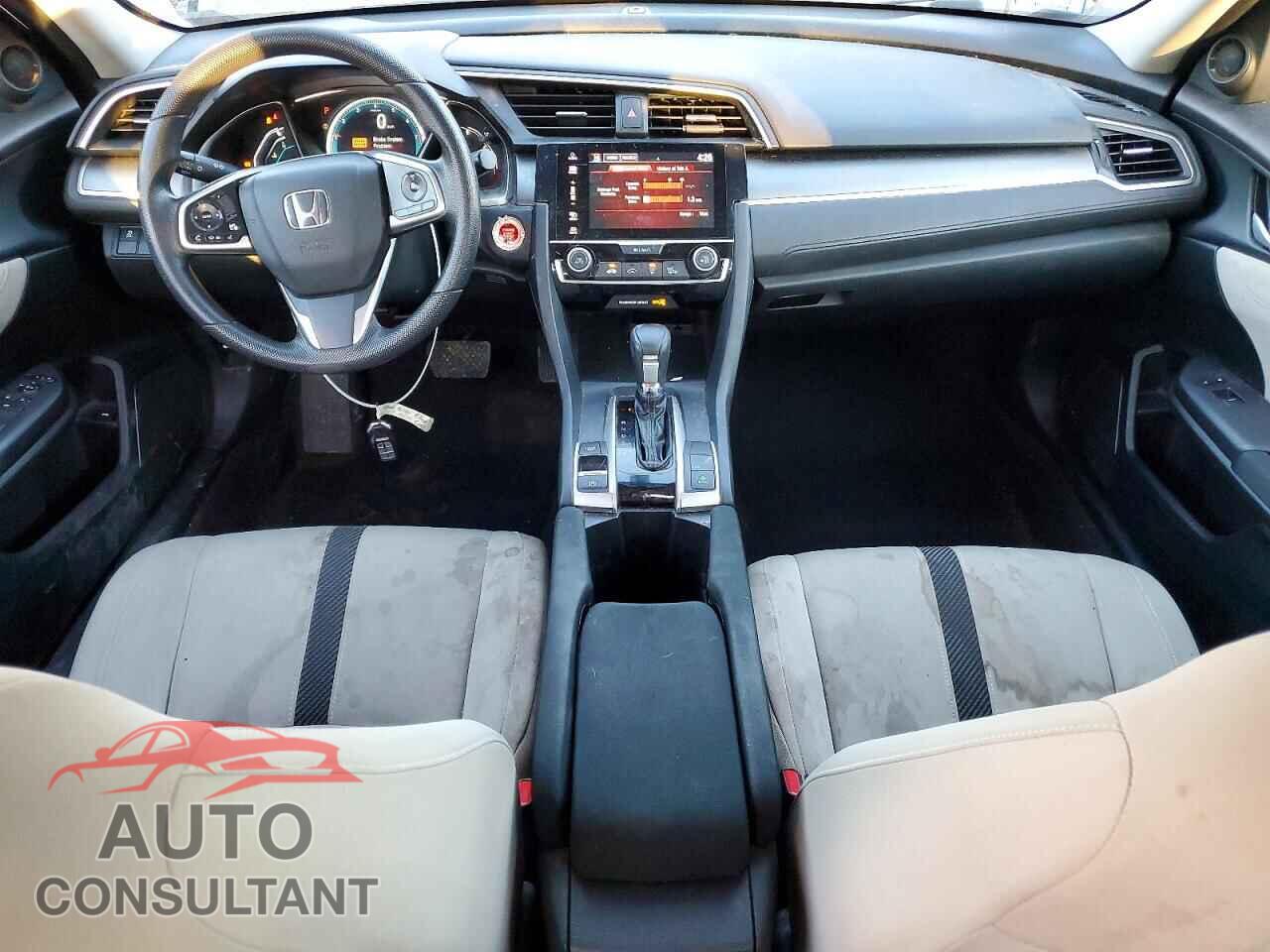 HONDA CIVIC 2018 - 2HGFC2F77JH543197
