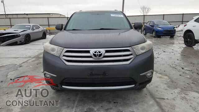 TOYOTA HIGHLANDER 2013 - 5TDYK3EH8DS102789