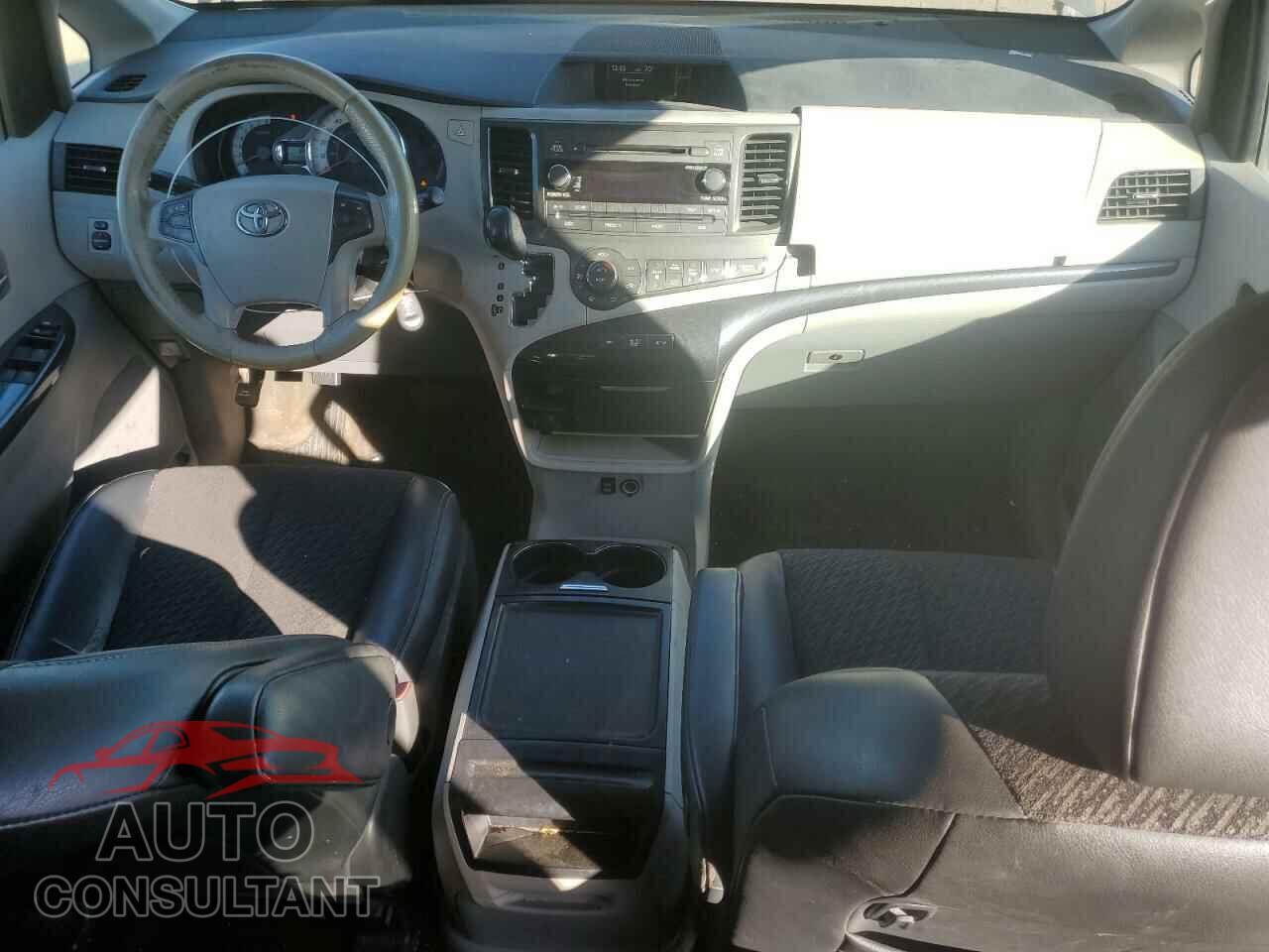 TOYOTA SIENNA 2012 - 5TDXK3DC3CS226033