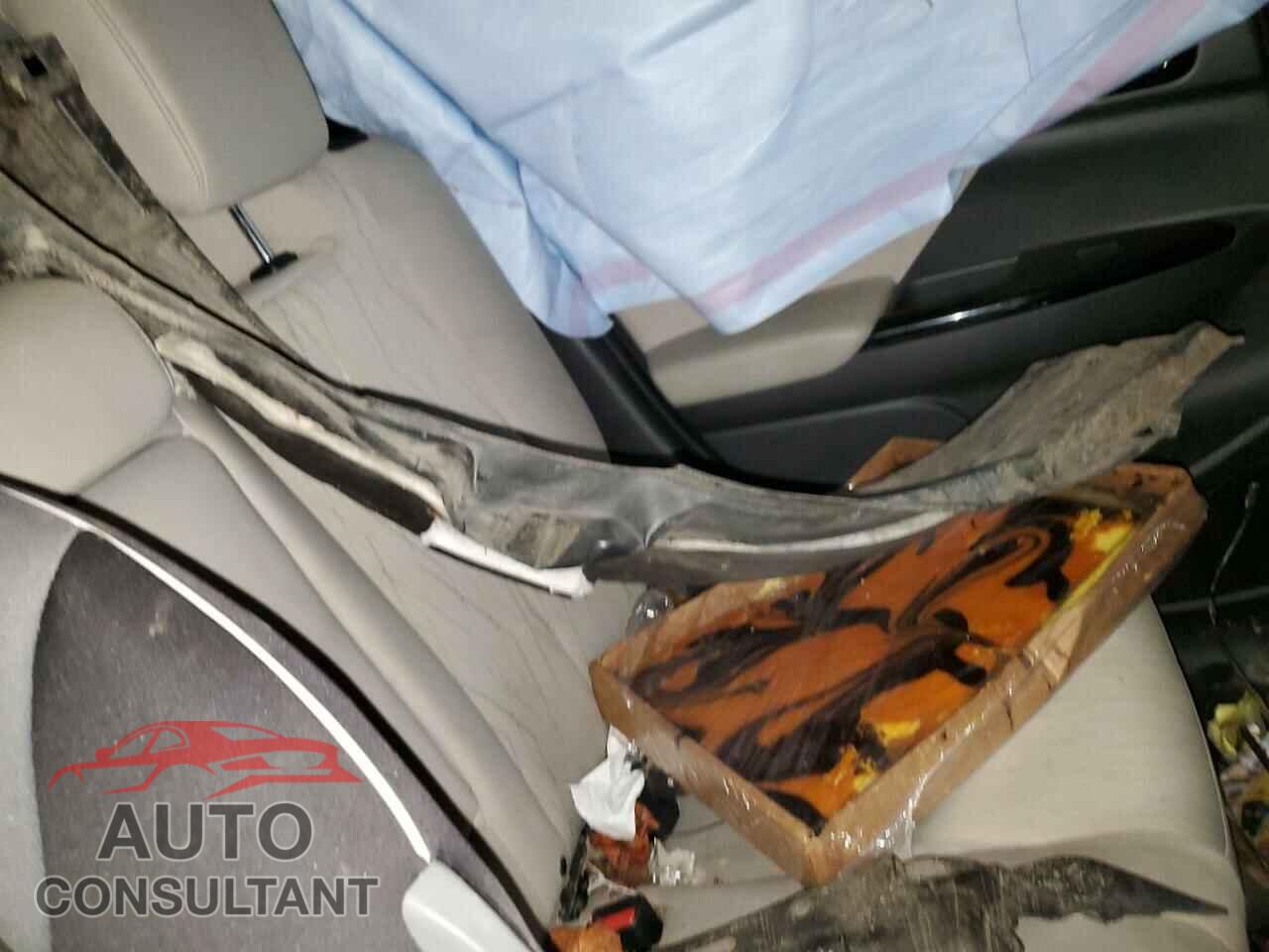 MITSUBISHI ECLIPSE 2019 - JA4AT5AA5KZ003033