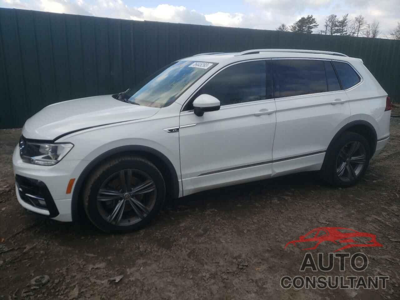 VOLKSWAGEN TIGUAN 2018 - 3VV2B7AX5JM146885