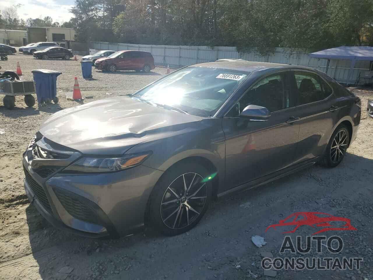 TOYOTA CAMRY 2022 - 4T1G11AK7NU627887