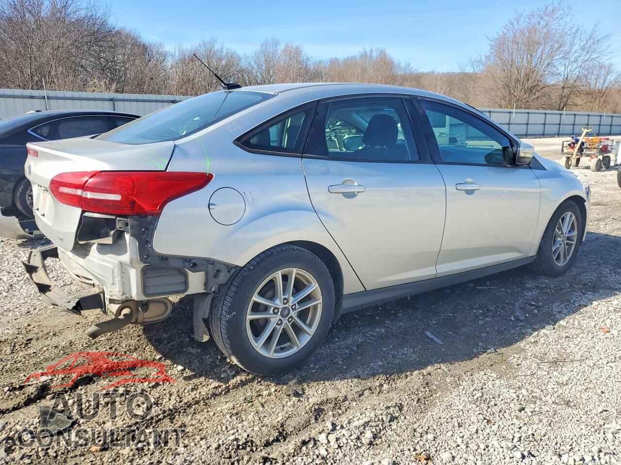 FORD FOCUS 2017 - 1FADP3F27HL271984