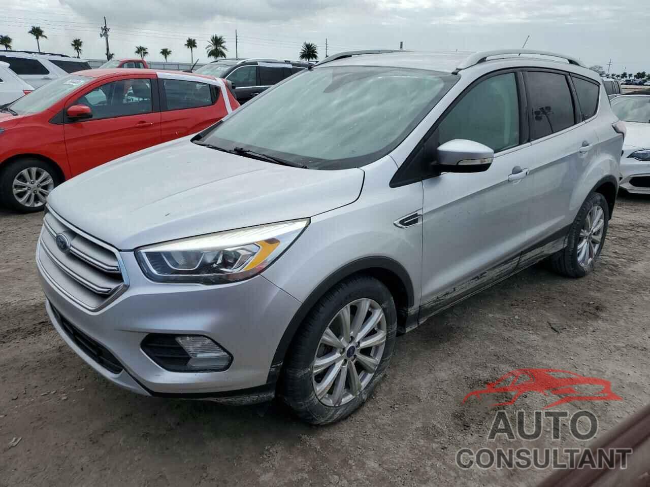 FORD ESCAPE 2017 - 1FMCU0JD8HUB14847