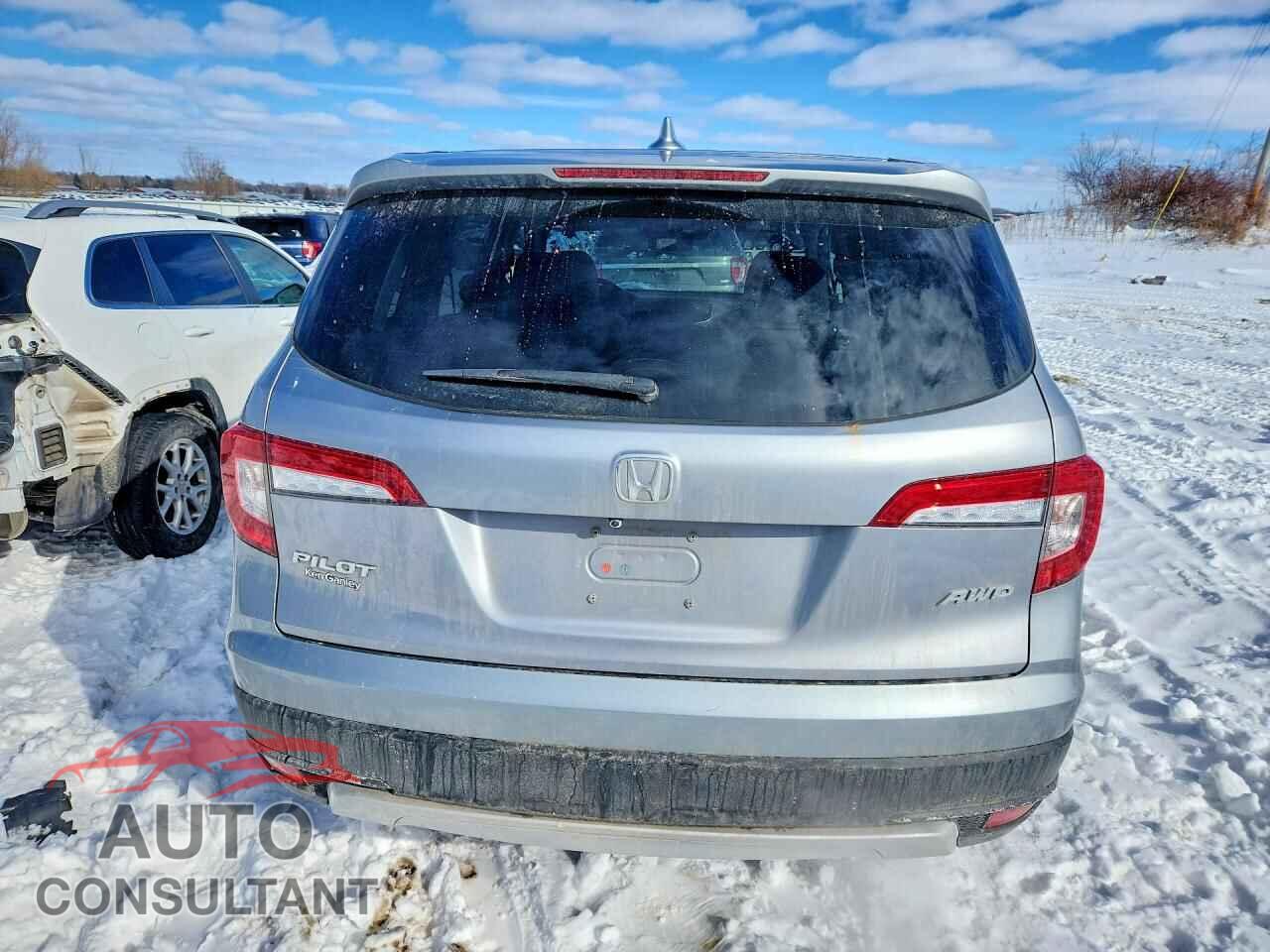 HONDA PILOT 2021 - 5FNYF6H39MB033394