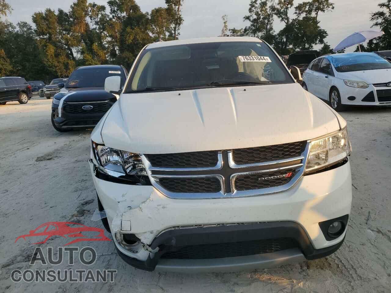 DODGE JOURNEY 2017 - 3C4PDCBB1HT590145