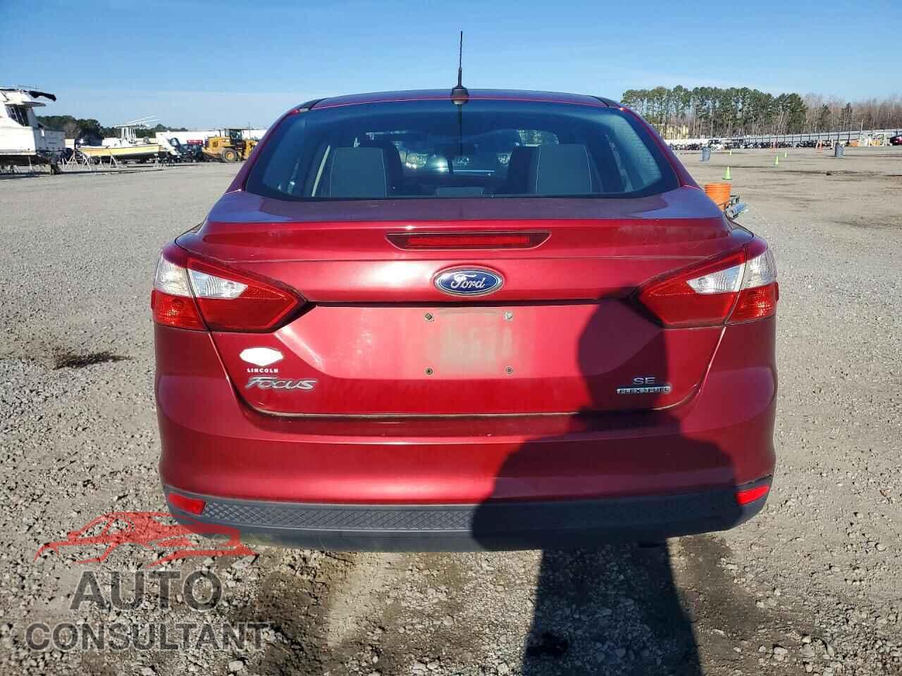 FORD FOCUS 2014 - 1FADP3F26EL425516