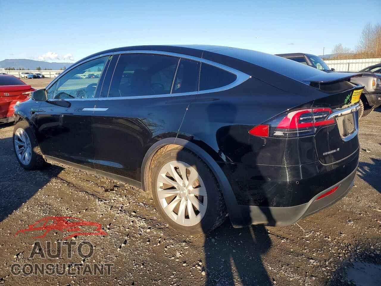 TESLA MODEL X 2016 - 5YJXCAE24GF007356