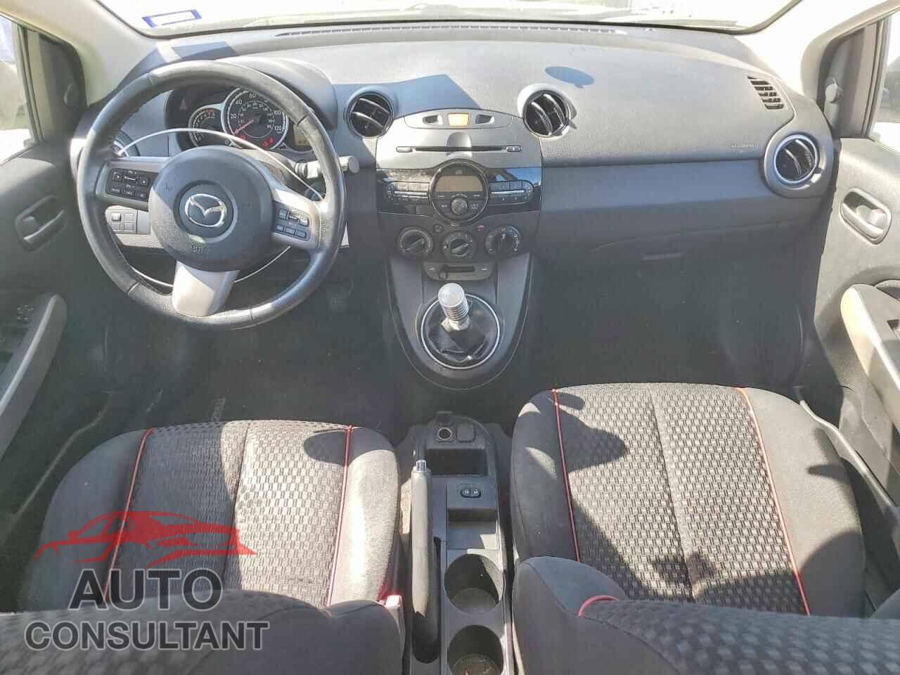 MAZDA 2 2011 - JM1DE1HY5B0117143