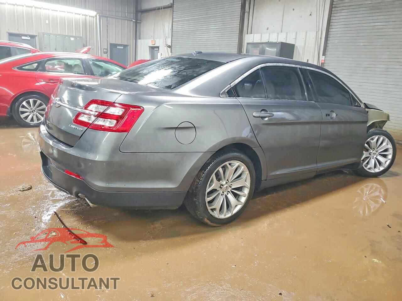 FORD TAURUS 2018 - 1FAHP2F8XJG110169