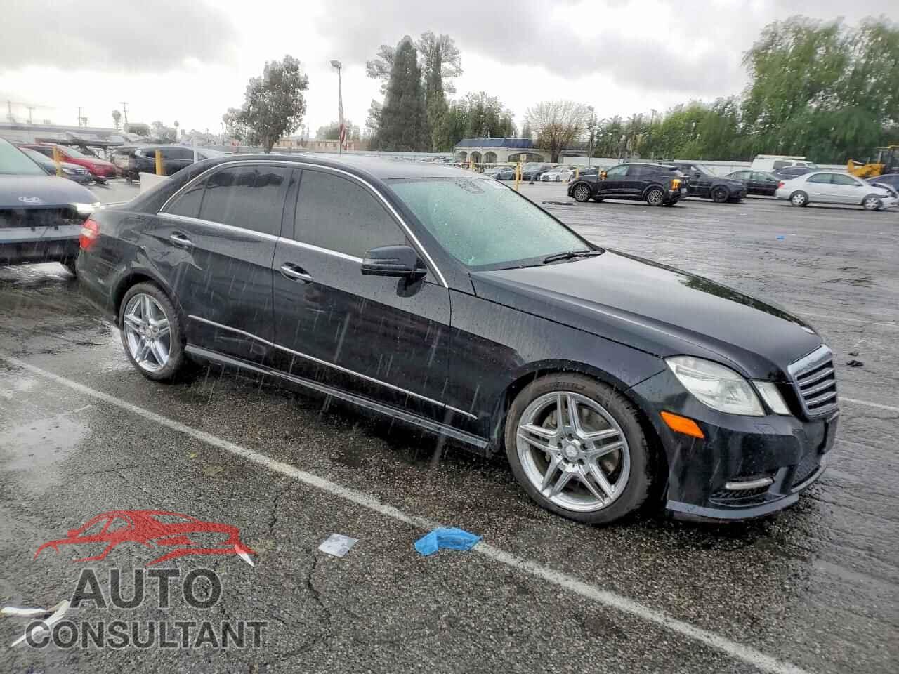 MERCEDES-BENZ E-CLASS 2013 - WDDHF5KBXDA691248
