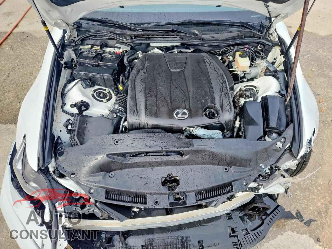 LEXUS IS 2014 - JTHBF1D22E5024477