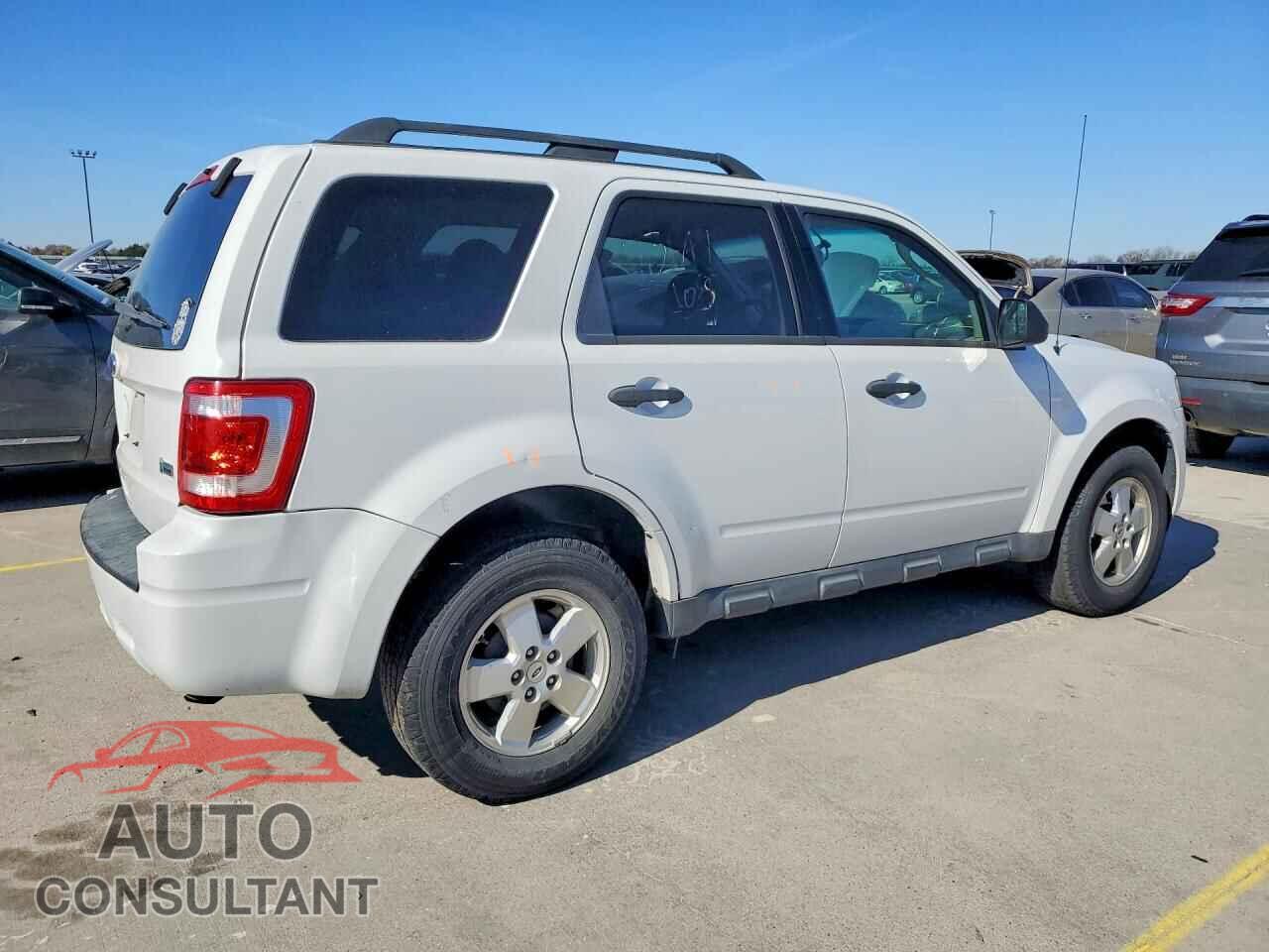 FORD ESCAPE 2012 - 1FMCU9DG8CKA08333
