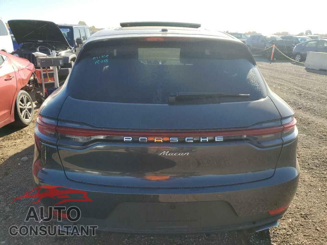 PORSCHE MACAN 2019 - WP1AA2A5XKLB00596