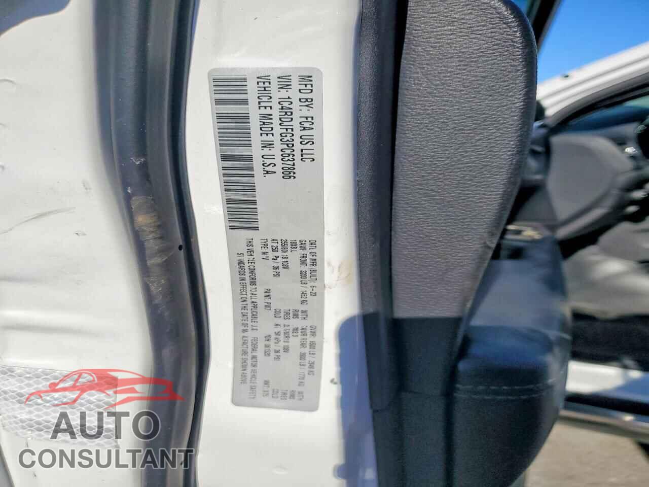 DODGE DURANGO 2023 - 1C4RDJFG3PC637866