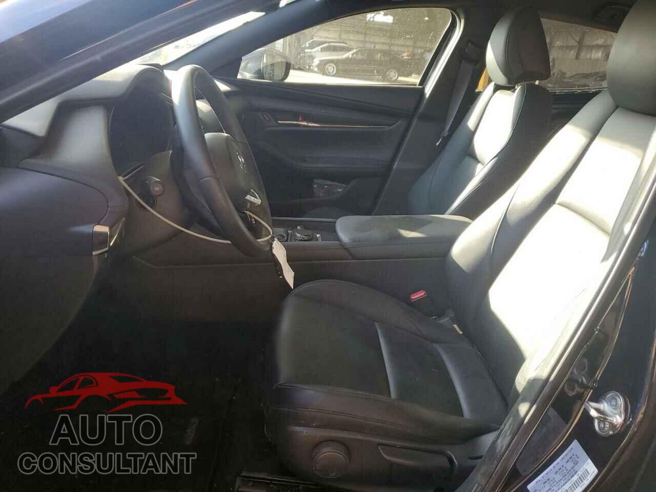 MAZDA 3 2019 - JM1BPAJM9K1117889