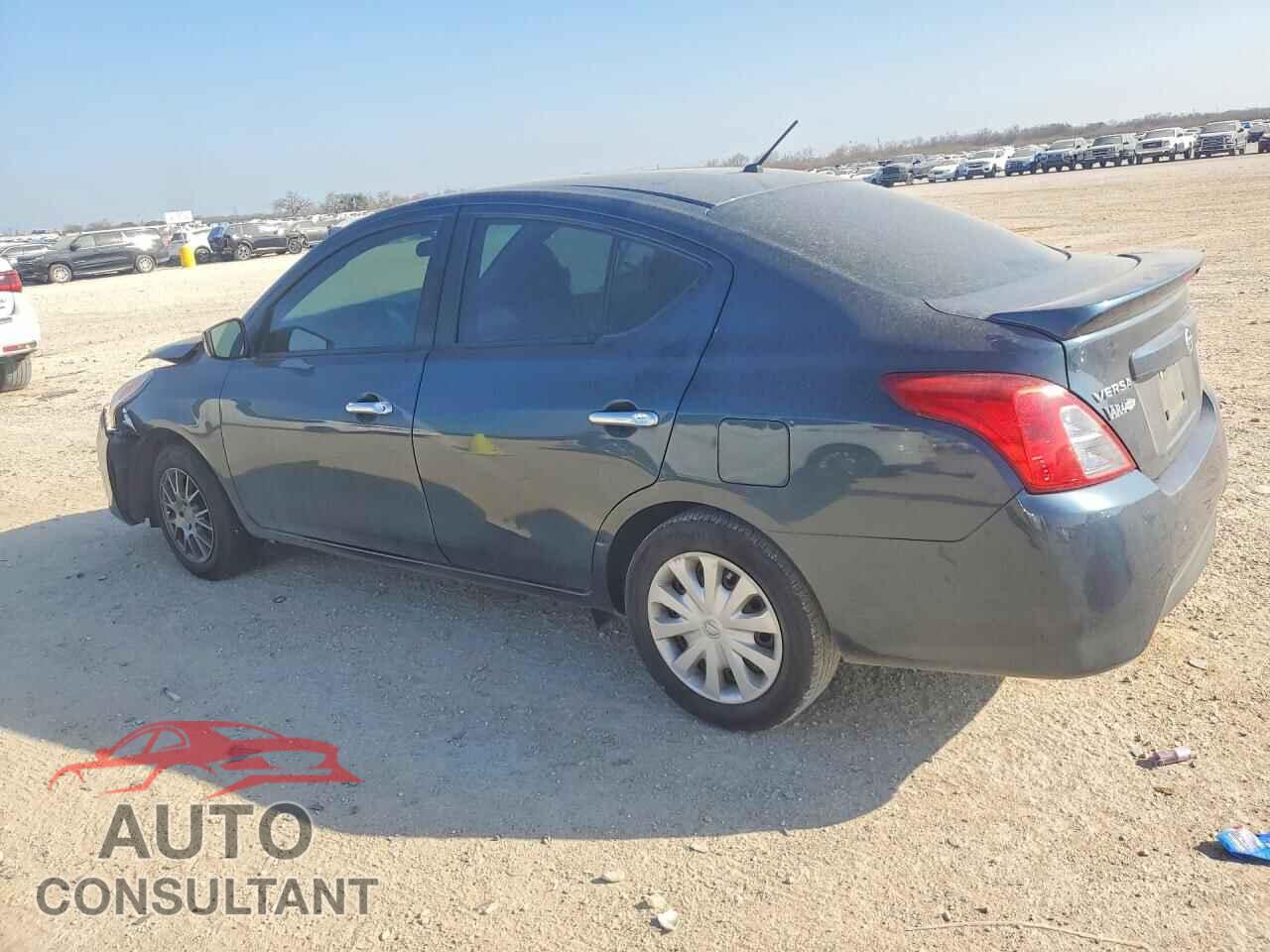 NISSAN VERSA 2017 - 3N1CN7AP3HL828306