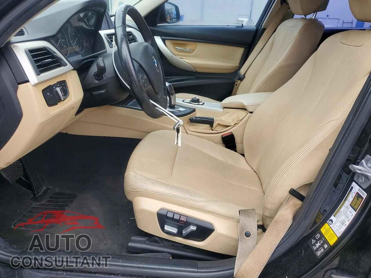 BMW 3 SERIES 2018 - WBA8A3C5XJA488293