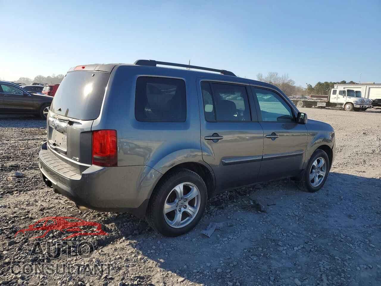 HONDA PILOT 2012 - 5FNYF4H50CB004953