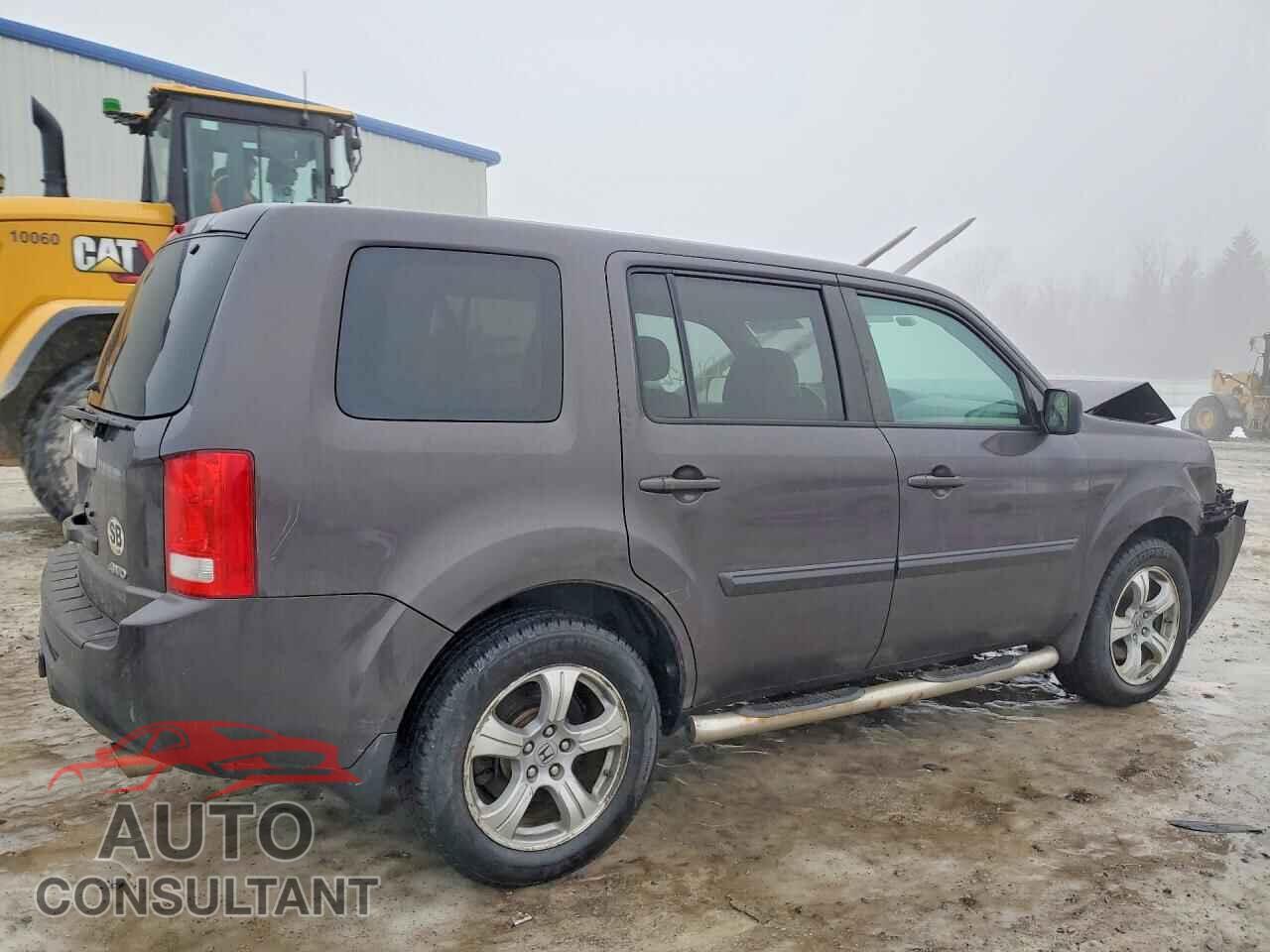 HONDA PILOT 2013 - 5FNYF4H42DB009029