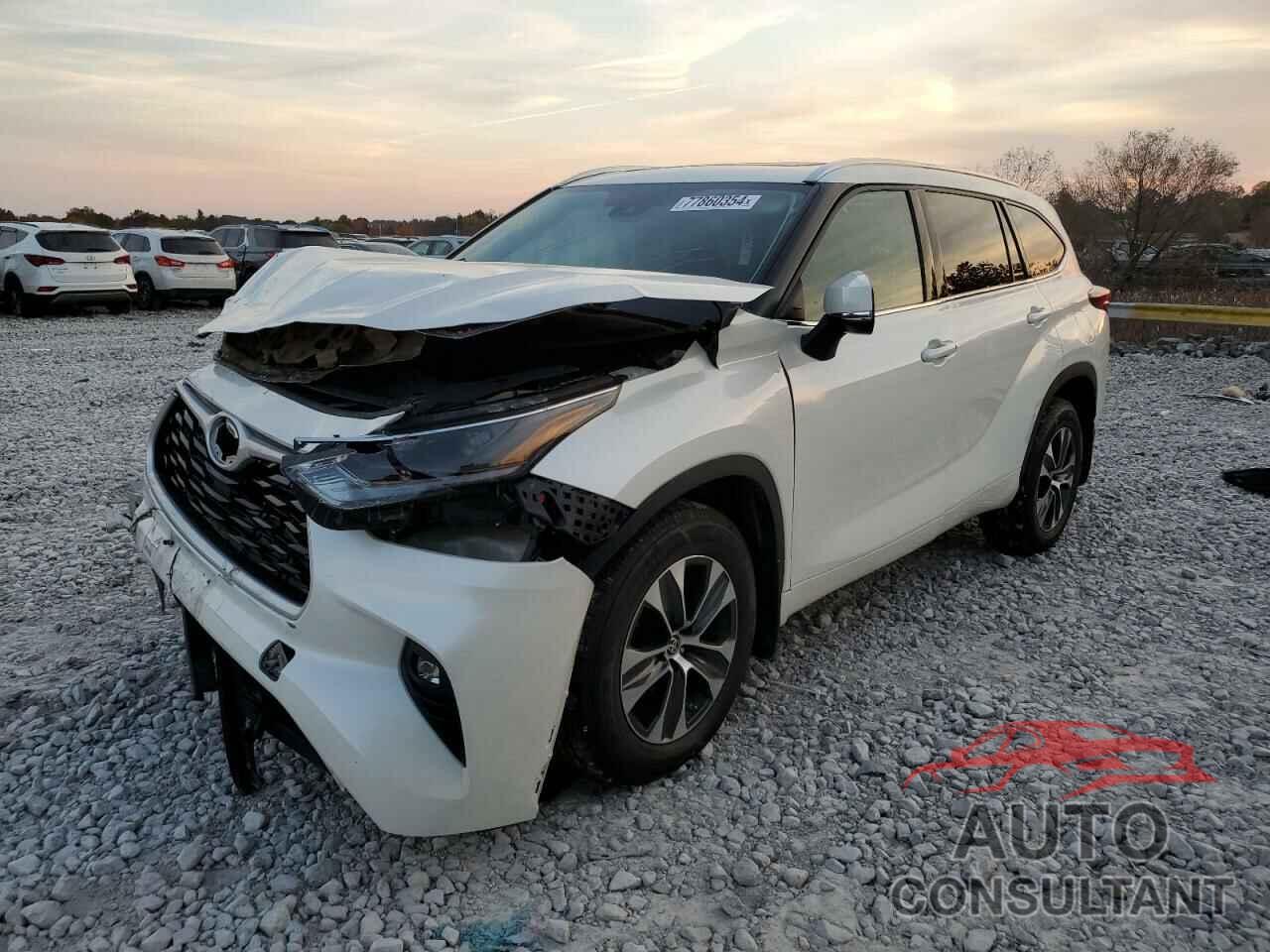 TOYOTA HIGHLANDER 2021 - 5TDHZRBH7MS060179