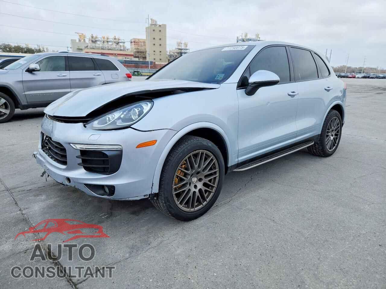 PORSCHE CAYENNE 2017 - WP1AA2A22HKA86956