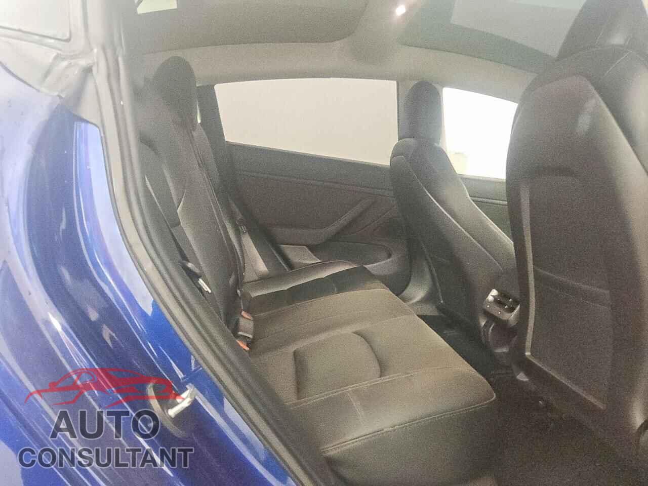 TESLA MODEL 3 2019 - 5YJ3E1EA3KF357697