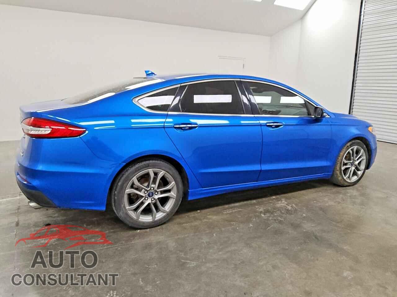 FORD FUSION 2019 - 3FA6P0CD2KR264558