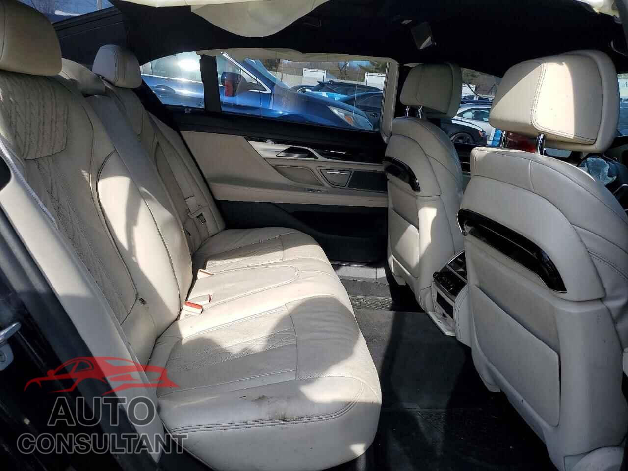 BMW 7 SERIES 2019 - WBA7F2C51KB239979