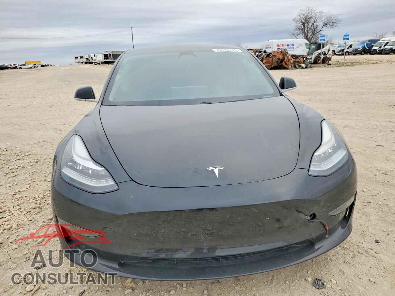 TESLA MODEL 3 2019 - 5YJ3E1EB4KF433601
