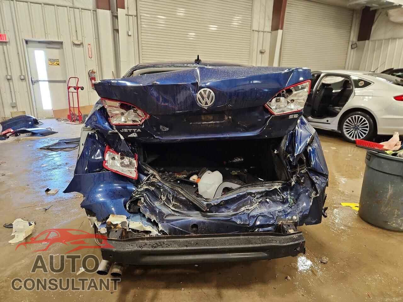 VOLKSWAGEN JETTA 2014 - 3VWD17AJ5EM296665