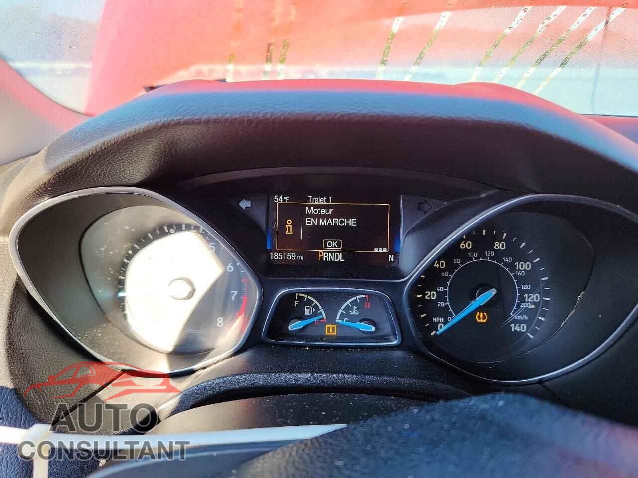 FORD FOCUS 2015 - 1FADP3F23FL289203