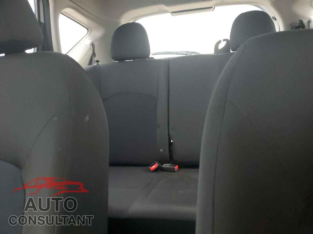 NISSAN VERSA 2019 - 3N1CE2CP3KL366188