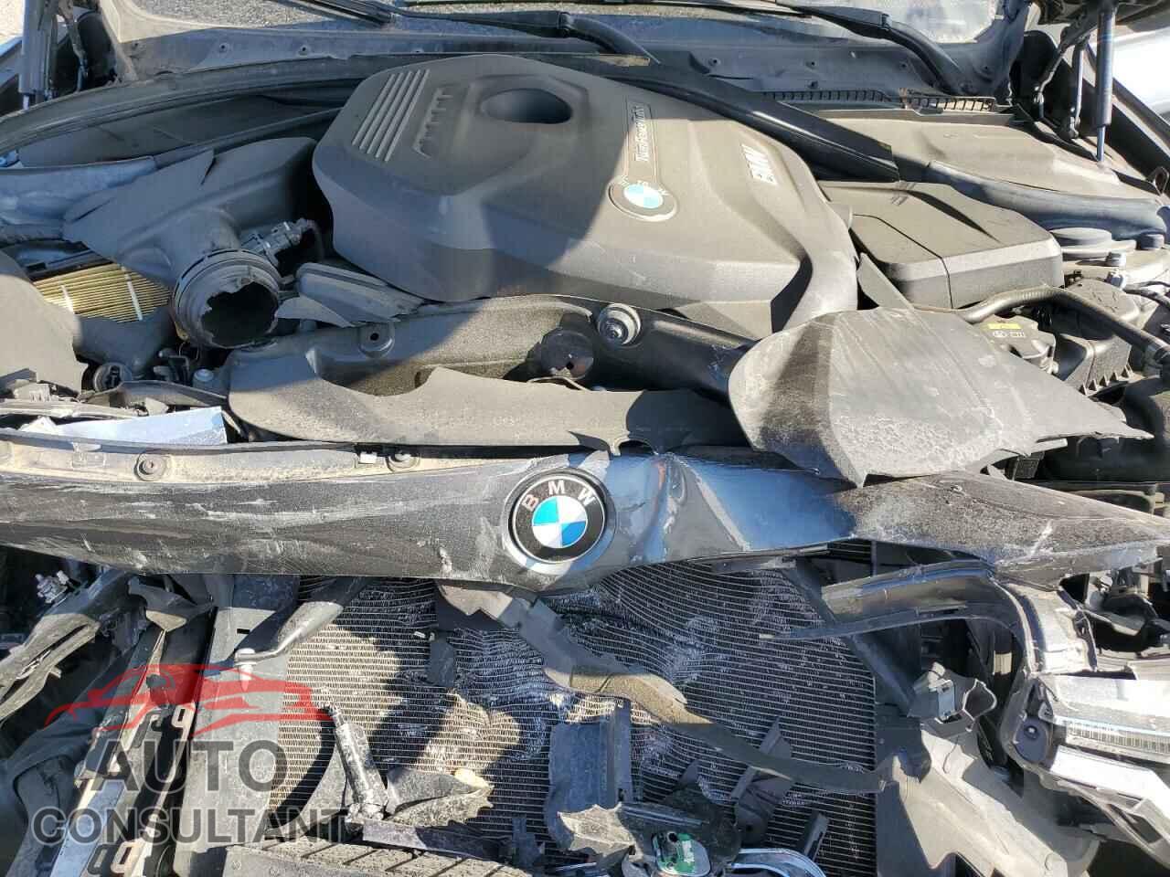 BMW 3 SERIES 2018 - WBA8D9C56JA012536