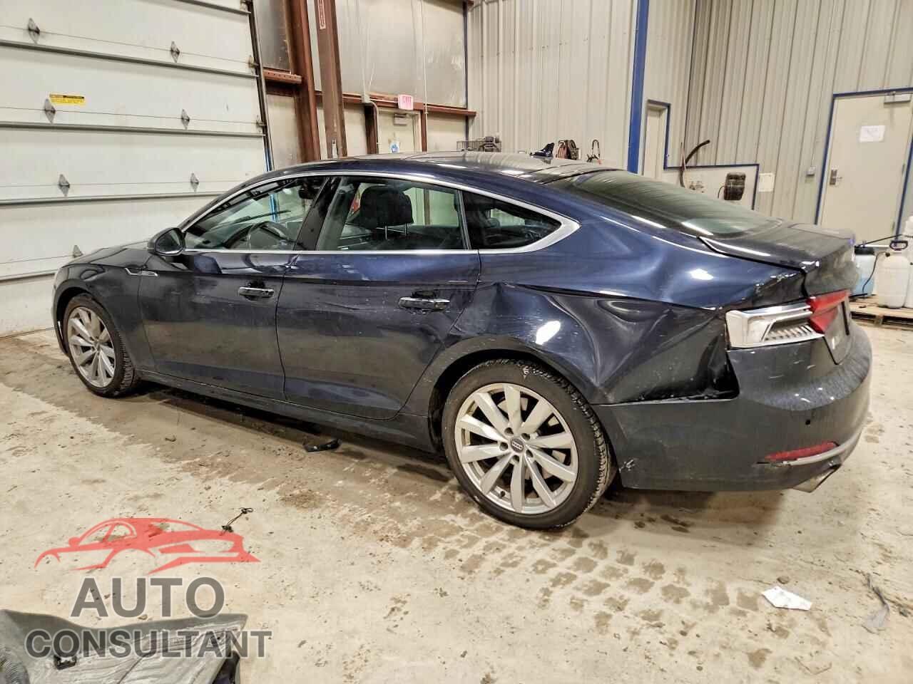 AUDI A5 2018 - WAUBNCF57JA006014