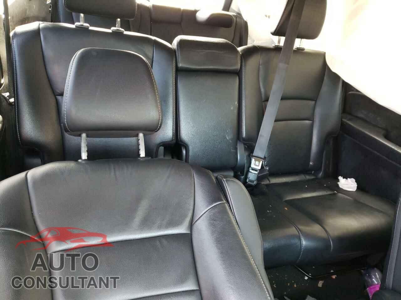 HONDA PILOT 2019 - 5FNYF6H58KB068880