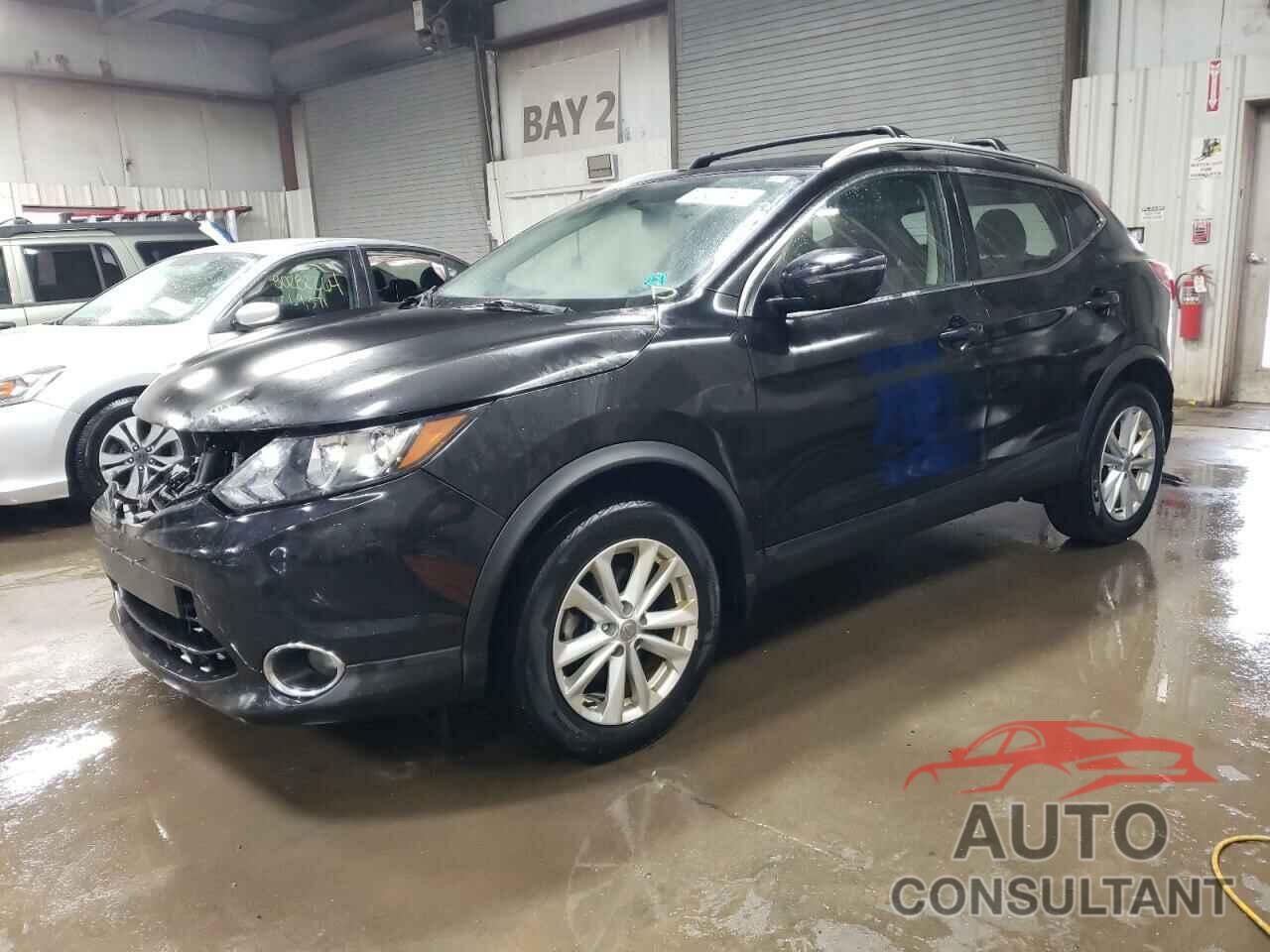 NISSAN ROGUE 2018 - JN1BJ1CR4JW290248