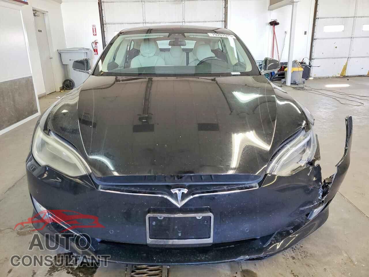 TESLA MODEL S 2017 - 5YJSA1E27HF217211