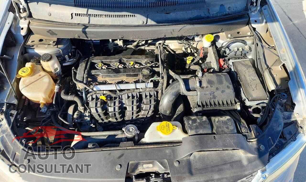 DODGE JOURNEY 2015 - 3C4PDCAB2FT622406