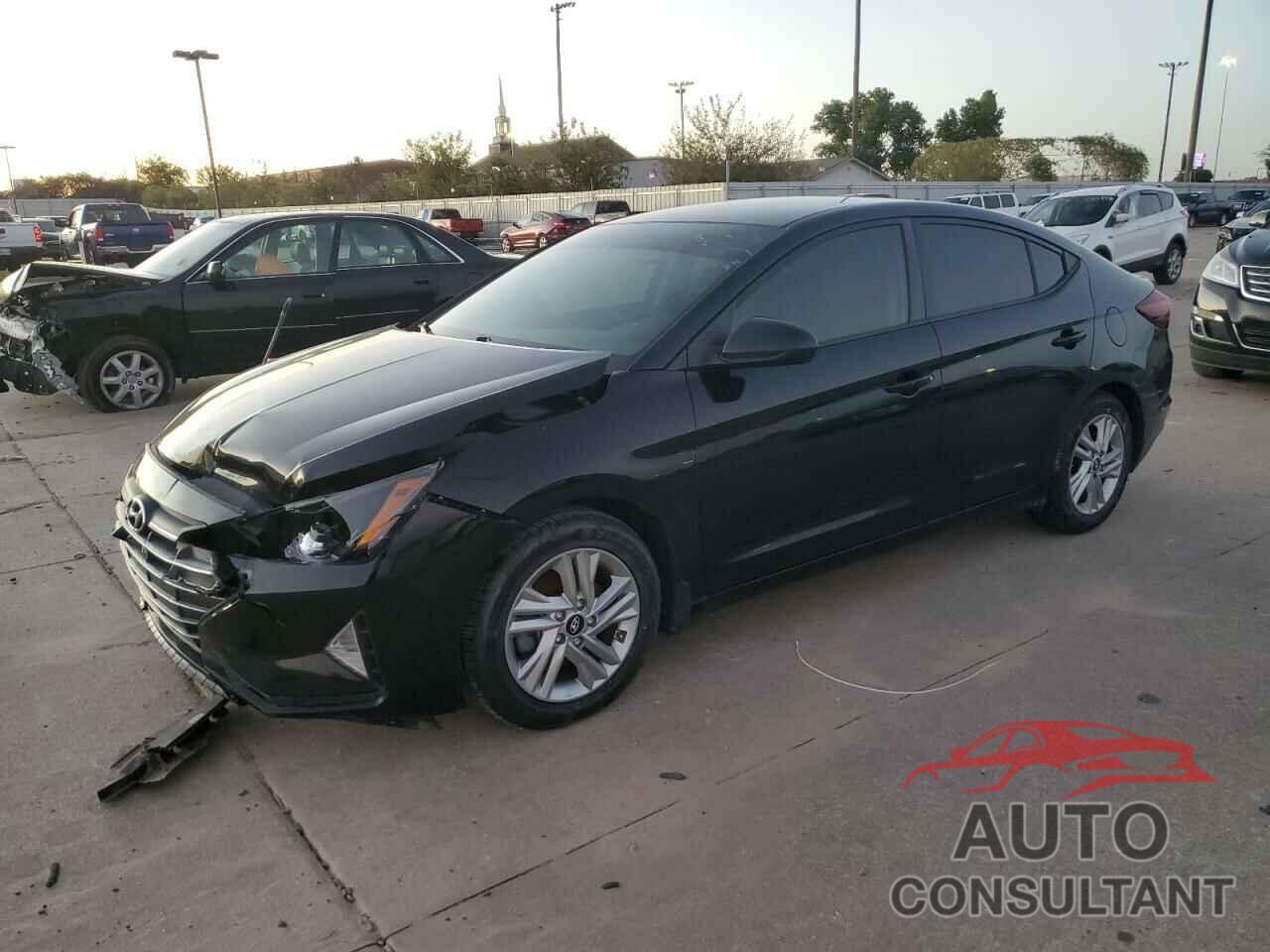 HYUNDAI ELANTRA 2020 - KMHD84LF0LU917658