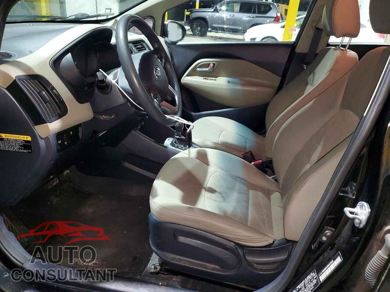 KIA RIO 2014 - KNADM5A30E6413632
