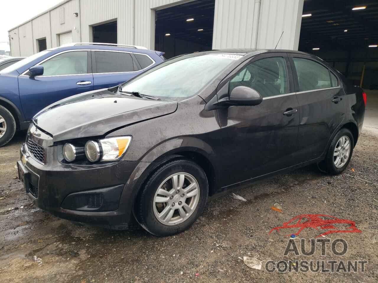 CHEVROLET SONIC 2015 - 1G1JC5SH5F4126084