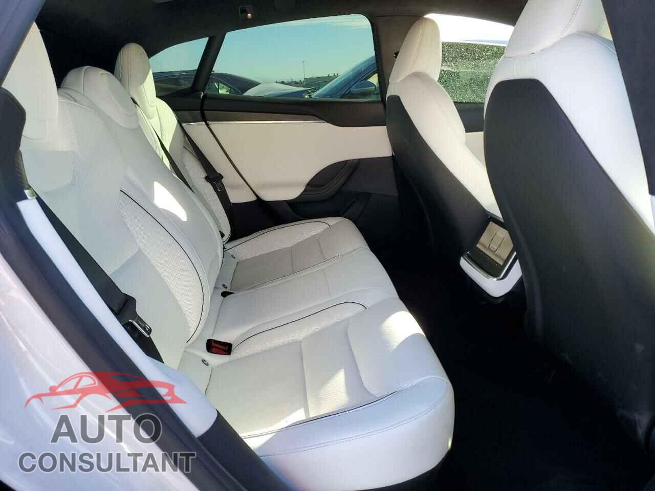 TESLA MODEL S 2022 - 5YJSA1E60NF461801