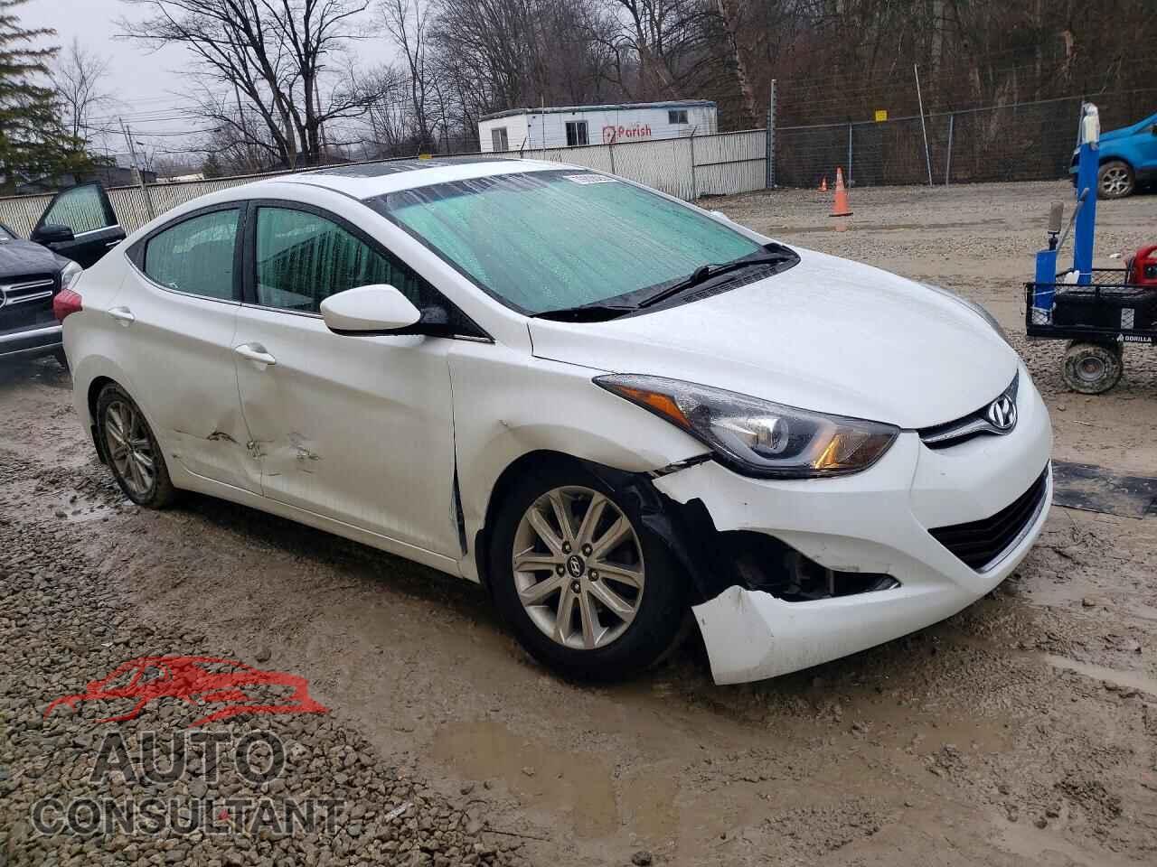 HYUNDAI ELANTRA 2015 - 5NPDH4AE2FH603202