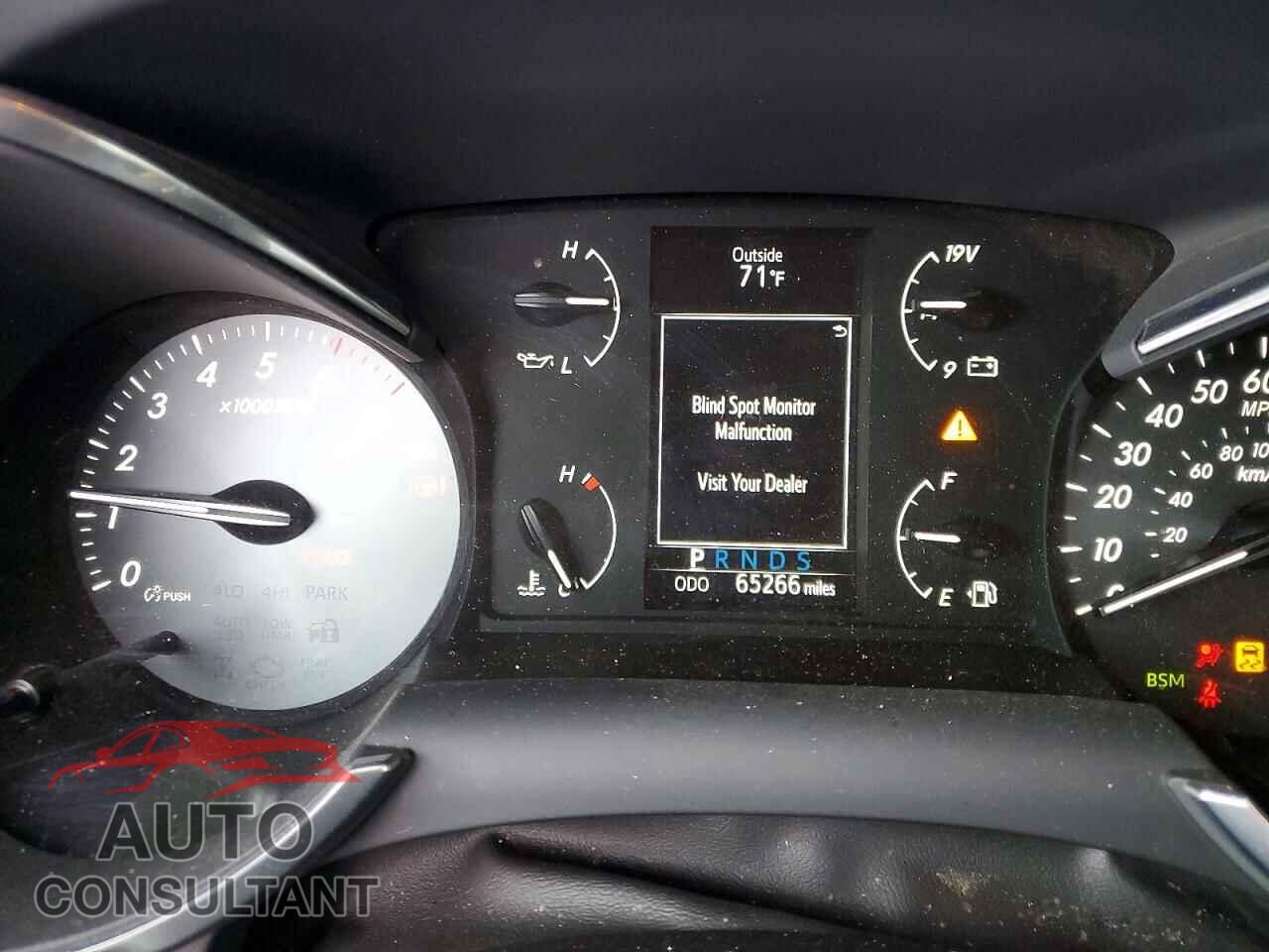 TOYOTA SEQUOIA 2021 - 5TDCY5B14MS182894