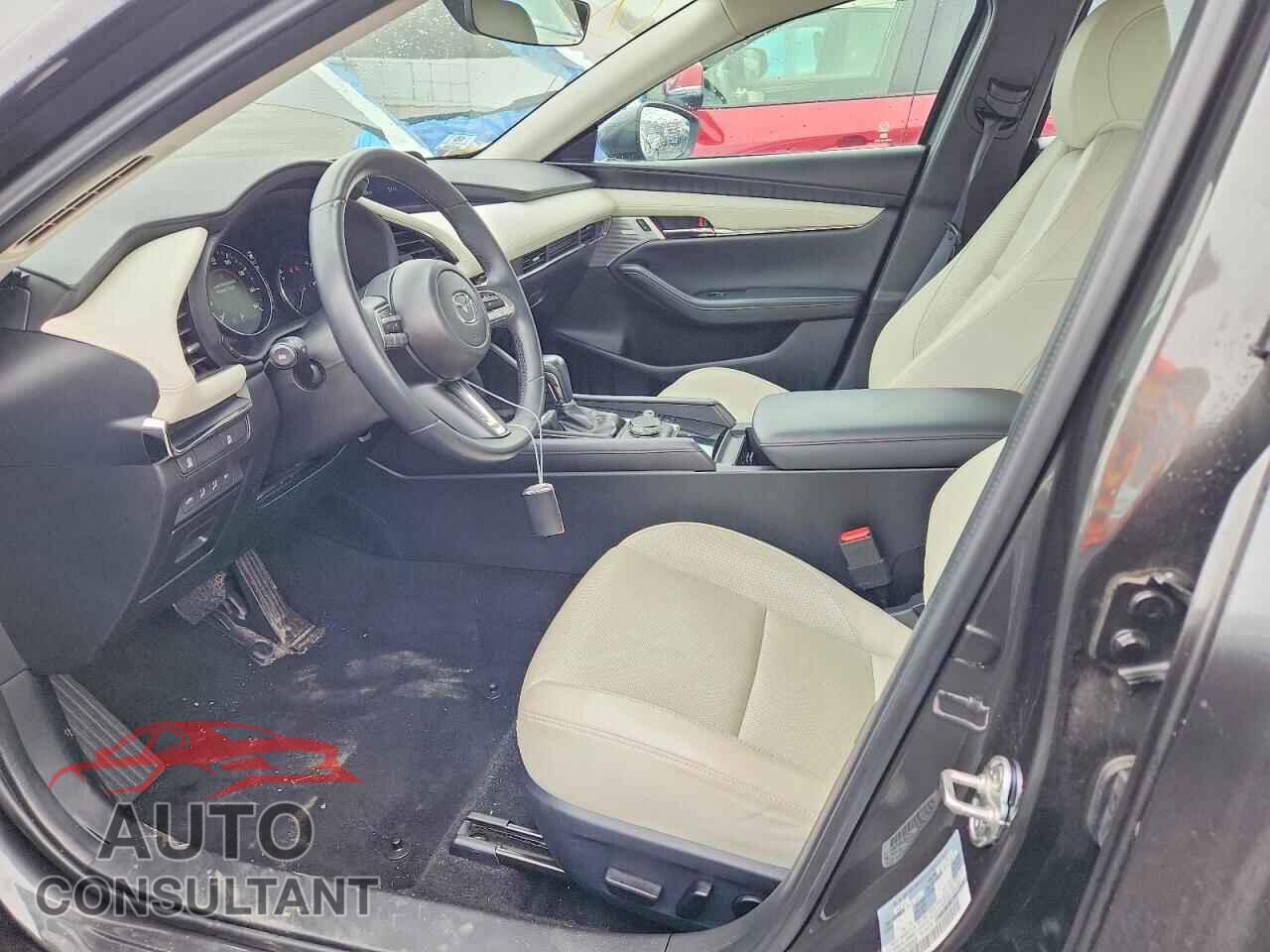MAZDA 3 2023 - 3MZBPBDM2PM365538