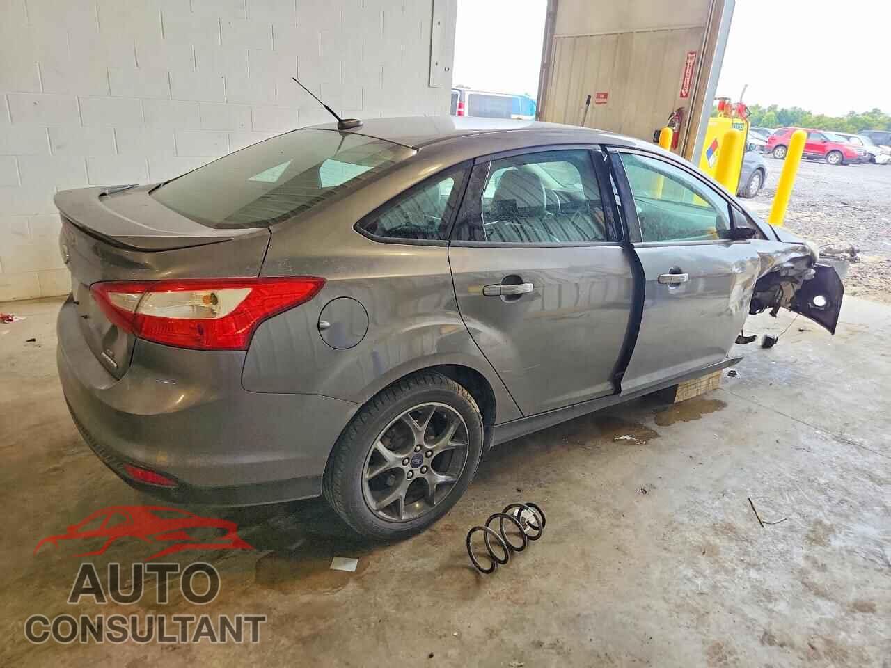 FORD FOCUS 2013 - 1FADP3F27DL247646